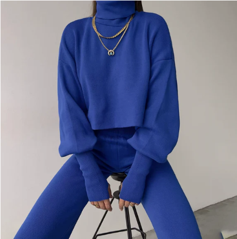 Modal soft and warm curved bubble hem, waist-length loose ribbed cuffs, turtleneck suit